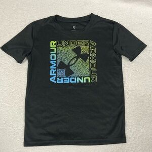 Underarmour black athletic short sleeve tee t-shirt size 7